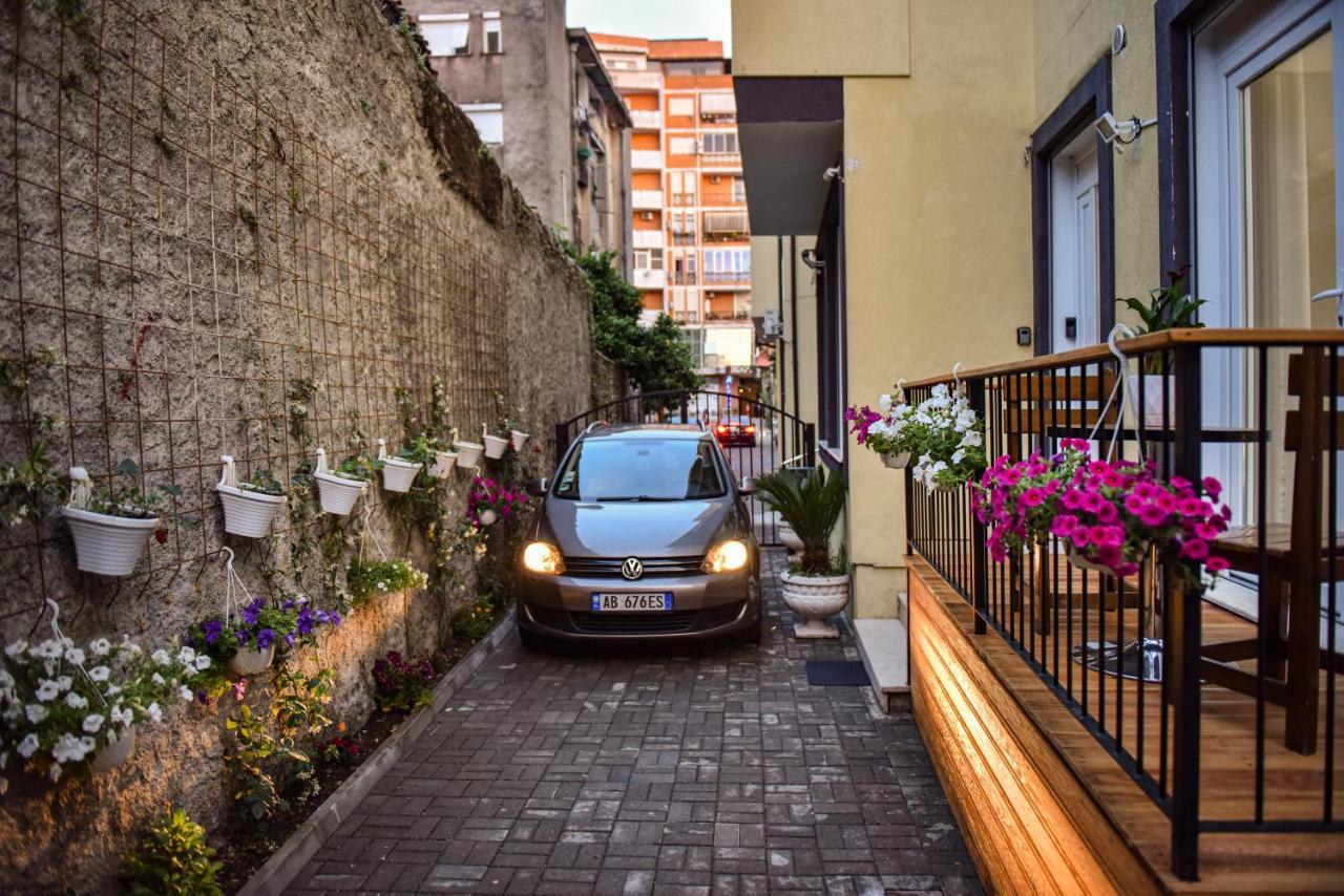 Dream House Enia 1 Appartement Shkodër Buitenkant foto